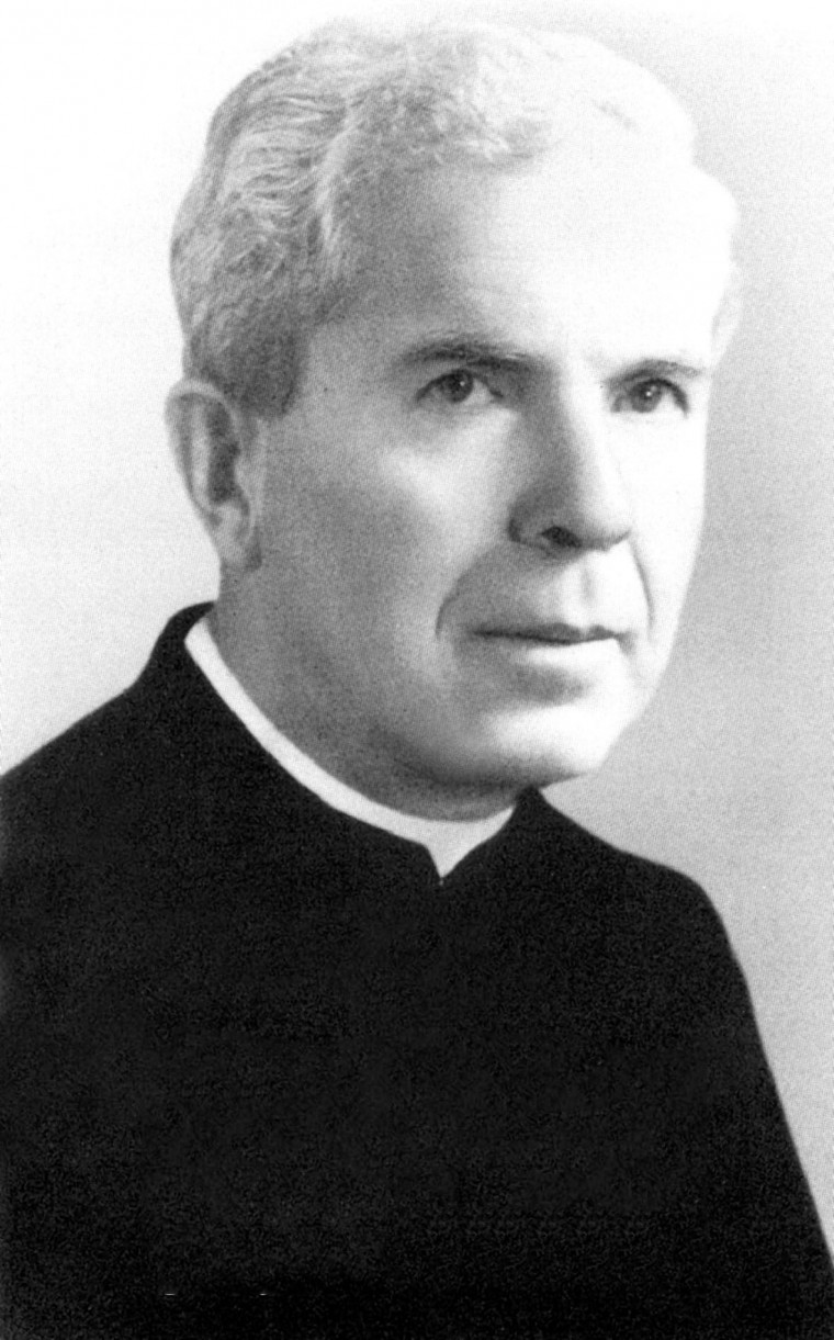 Resultado de imagem para Padre João Schiavo